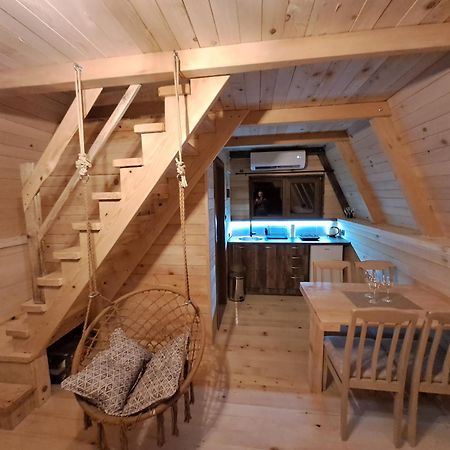 Wooden Cottages Konak Savnik Exterior photo