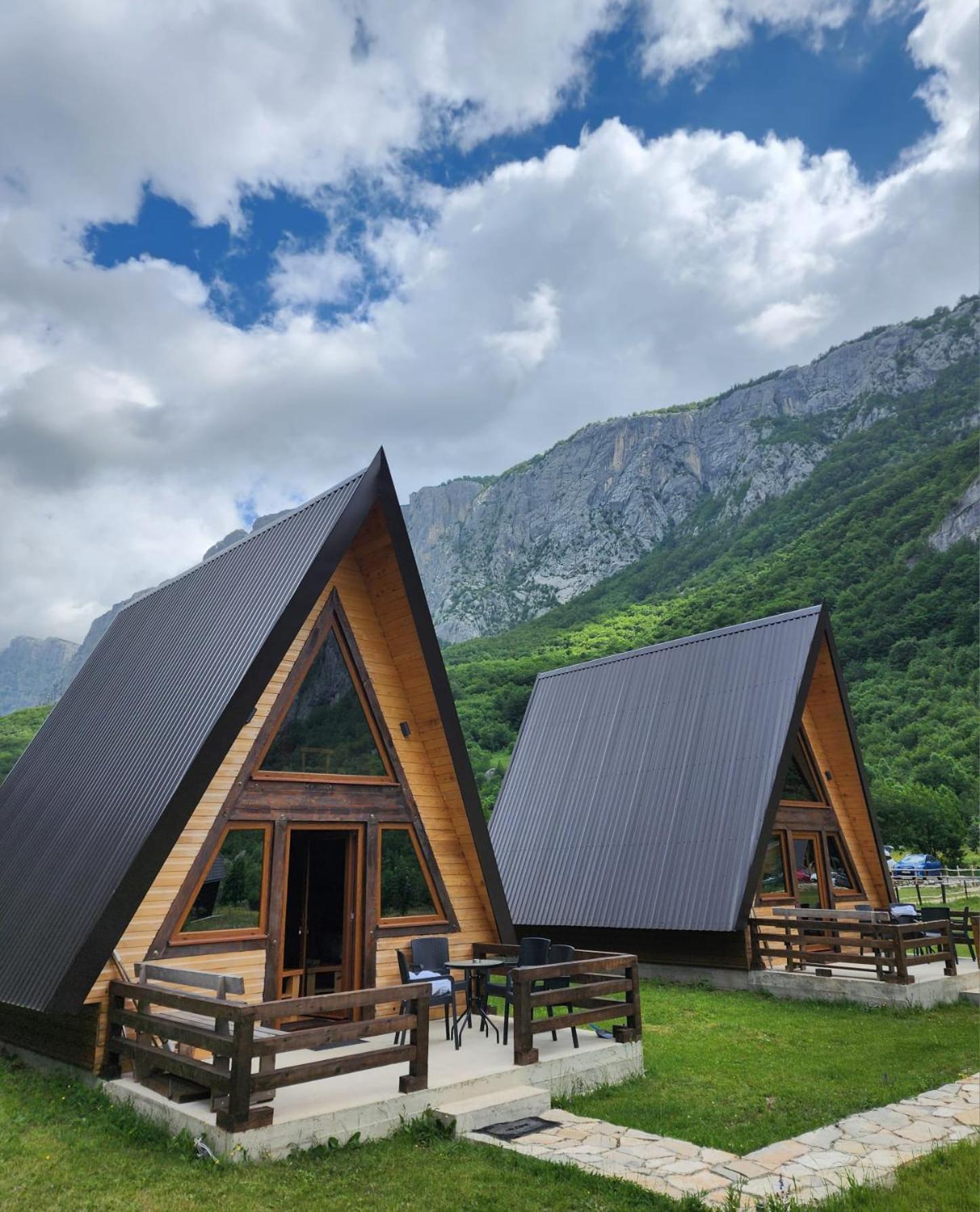 Wooden Cottages Konak Savnik Exterior photo