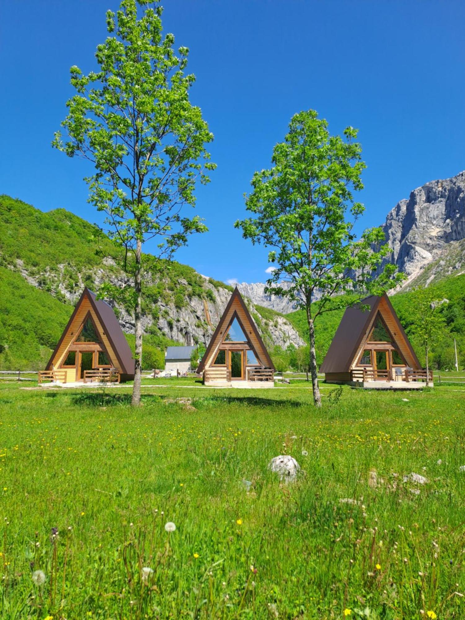 Wooden Cottages Konak Savnik Exterior photo